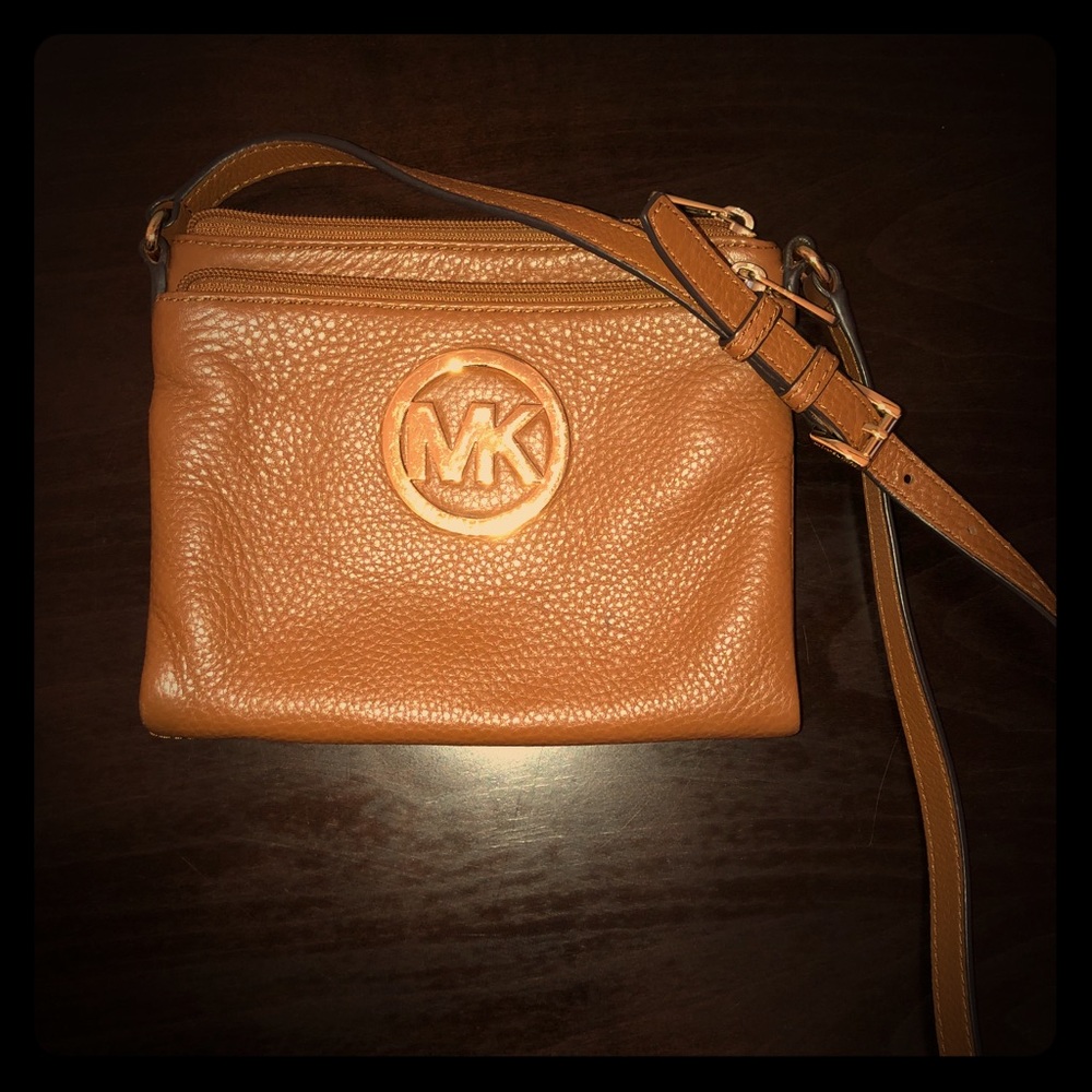Michael kors small crossbody